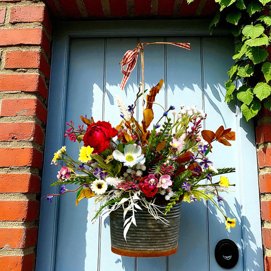 Country Garden Door Tin